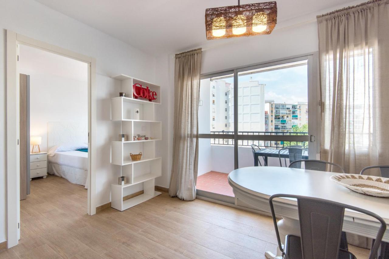 The 7Th Corner, Hugh Apartment Ideal For Groups Malaga Ngoại thất bức ảnh