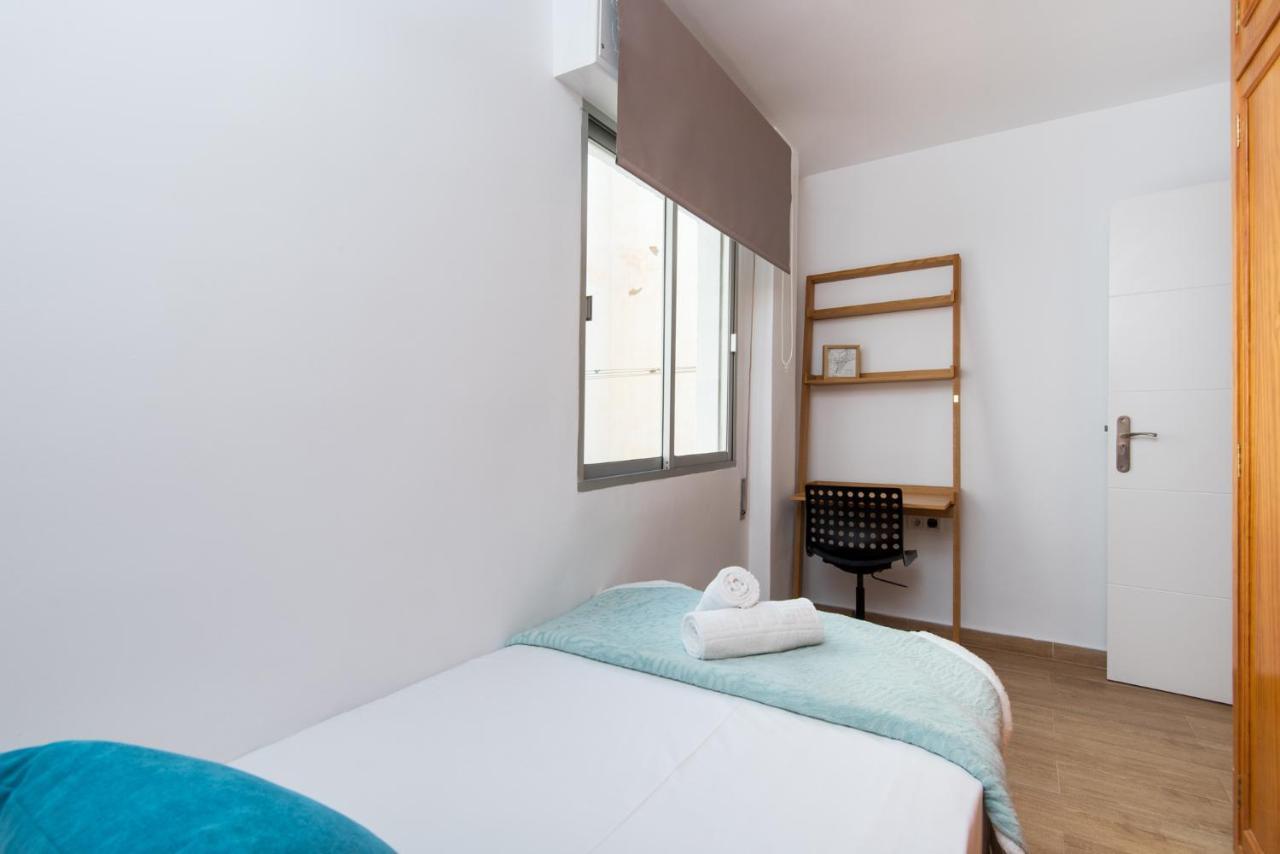 The 7Th Corner, Hugh Apartment Ideal For Groups Malaga Ngoại thất bức ảnh