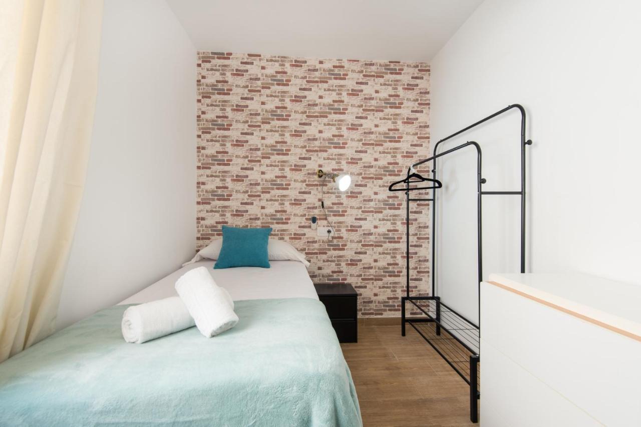 The 7Th Corner, Hugh Apartment Ideal For Groups Malaga Ngoại thất bức ảnh